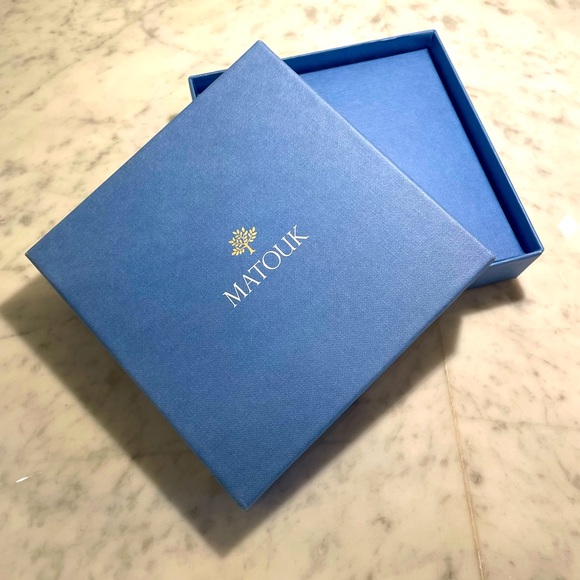 NEW Matouk Gift Box - Picture 2 of 4